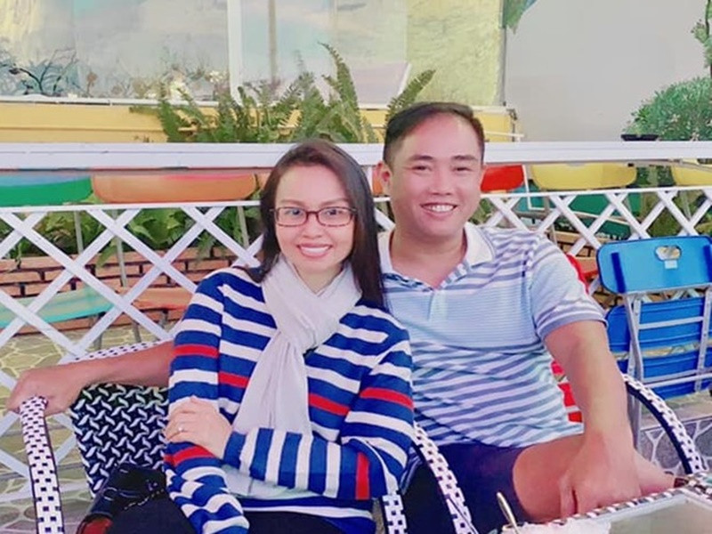 Trong mắt nhạc sĩ Minh Vy, Cẩm Ly là một người vợ nội trợ đảm đang nhiều hơn là một ca sĩ. Nhạc sĩ Minh Vy từng chia sẻ, khi về sống chung, thi thoảng vợ chồng anh vẫn có những bất đồng quan điểm nhưng nam nhạc sĩ luôn biết cách dung hòa. Ảnh: FB Cẩm Ly.