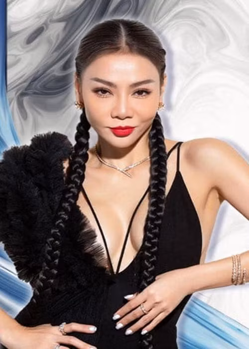 Vóc dáng săn chắc của Thu Minh được nhiều người ngưỡng mộ.