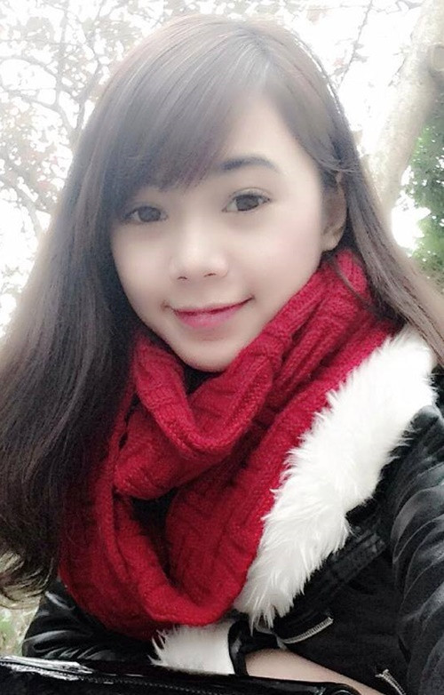 Nữ diễn viên chia sẻ trên Vietnamnet, cô cảm thấy bất lực, bế tắc, vì là trụ cột về kinh tế khi gia đình lâm vào cảnh nợ nần.