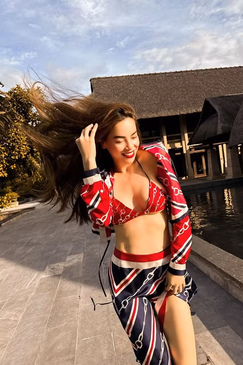 Hà Hồ hiện tại không thiếu một thứ gì từ nhan sắc, sự nghiệp đến tình duyên.