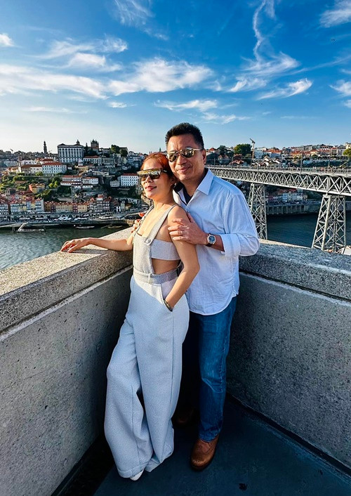 Nữ ca sĩ xót chồng vì anh quá mê làm việc dù đến nay cả hai không thiếu thứ gì.