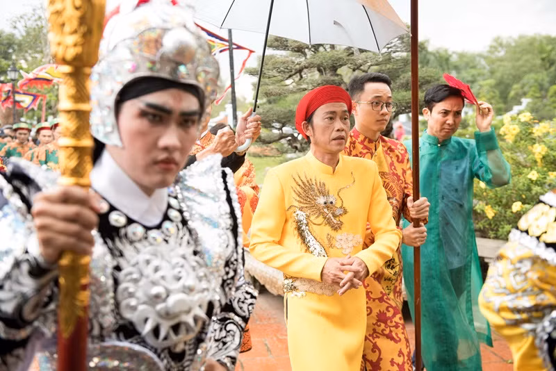 Những năm qua, Hoài Linh thường xuyên sống trong nhà thờ Tổ nghiệp do anh xây dựng, khánh thành vào năm 2016. Ảnh: Dân Việt.