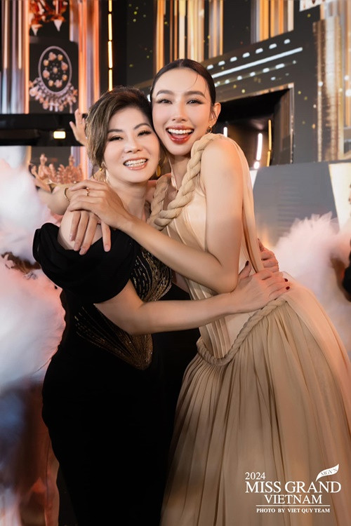 Thùy Tiên cũng giữ mối quan hệ tốt đẹp với bà Teresa - Phó Chủ tịch Hoa hậu Hòa bình Quốc tế. Ảnh: Miss Grand Vietnam.