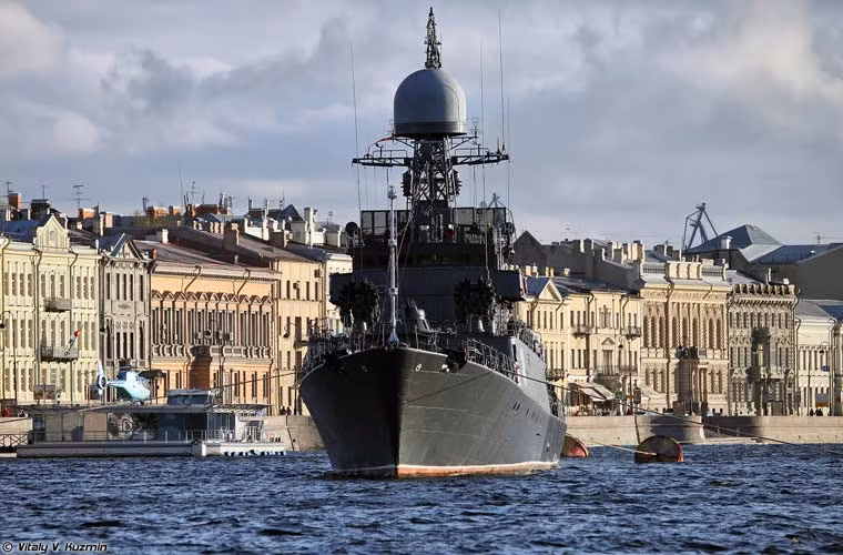 Tàu săn ngầm Project 1331M là biến thể dành cho Hải quân Liên Xô (và sau này Nga tiếp quản) của lớp tàu hộ vệ săn ngầm Parchim Project 133 ban đầu chế tạo cho Hải quân Đông Đức nhằm chống lại tàu ngầm nhỏ U-206 của Tây Đức. Hiện nay, chỉ còn Hải quân Nga và Hải quân Indonesia sử dụng loại này này.