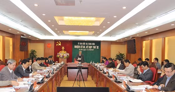 Nhieu ca nhan bi xem xet kiem diem lien quan vu Formosa