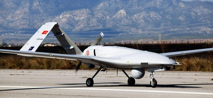 Tình trạng trên được Avia-pro giải thích là do "Nga đã bất ngờ tung ra vũ khí độc nhất vô nhị, không thể bị phát hiện, và chỉ trong vòng chưa đầy 48 giờ đã tiêu diệt 9 UAV tấn công Bayraktar TB2 trị giá khoảng 8 - 10 triệu USD".