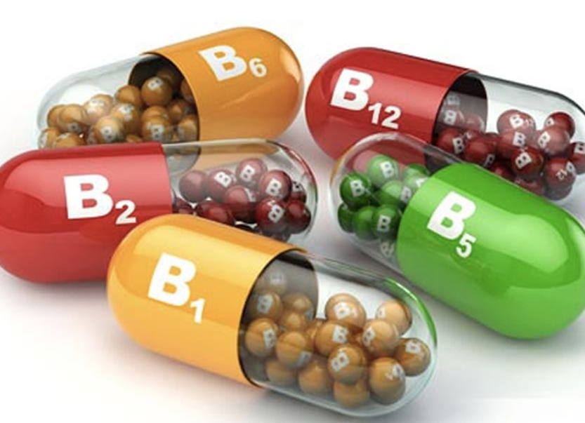 Bạn có thể cân nhắc sử dụng vitamin tổng hợp để tăng cường chức năng não. Ảnh: baodinhduong.