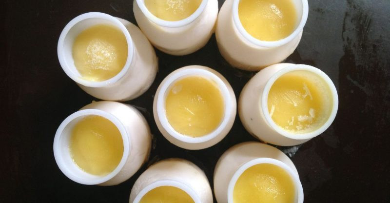 Sữa ong chúa được bổ sung vào chế độ ăn uống còn có tác dụng làm giảm lượng cholesterol xấu, từ đó giúp ngăn ngừa mạnh mẽ chứng xơ vữa động mạch và các vấn đề tim mạch. Ảnh: netbuttrian.