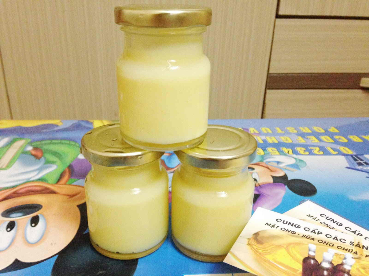 Bên cạnh đó, sữa ong chúa giúp làm chậm lão hóa da do chứa rất nhiều khoáng chất silicon giúp gia tăng sản xuất collagen một cách tự nhiên. Ảnh: danangsale.