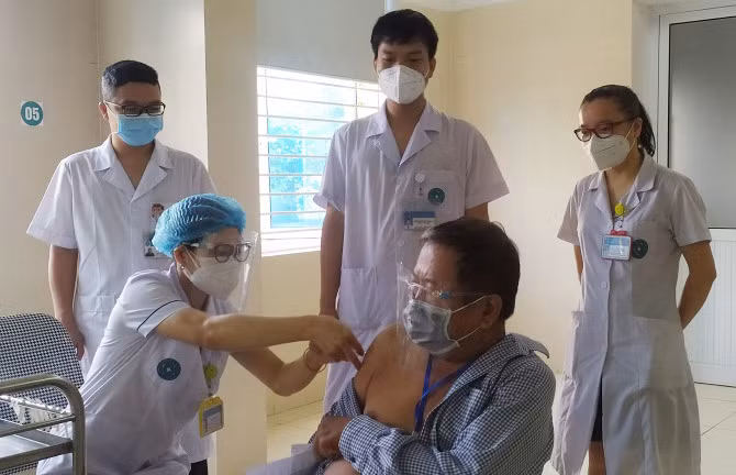 Toi 30/8: Them 14.224 ca COVID-19, Ha Noi them 103 ca moi