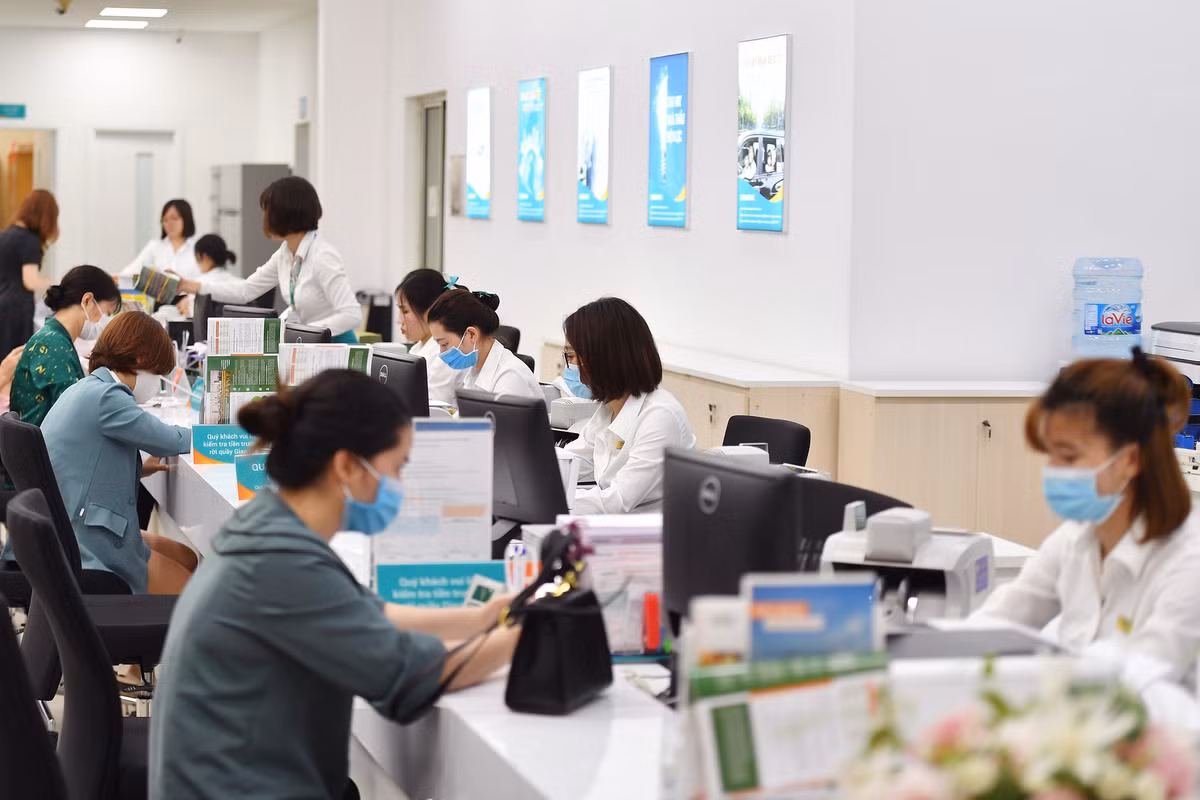 Nguoi dan dang vay bao nhieu tien tai cac nha bang?-Hinh-2