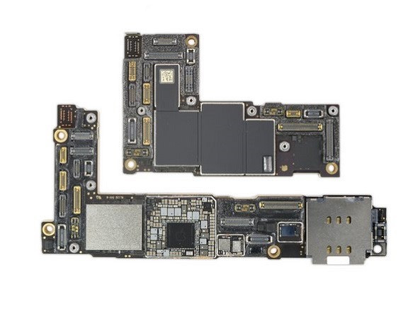 Boc iPhone 12 Pro Max tan thay cam bien “khung” trong camera-Hinh-5