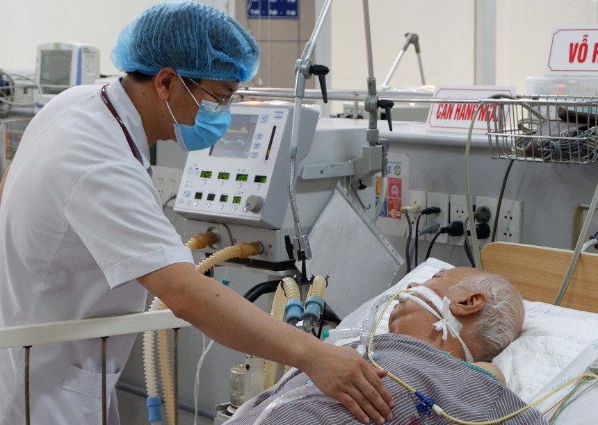 Benh nhan ngo doc pate Minh Chay tu vong