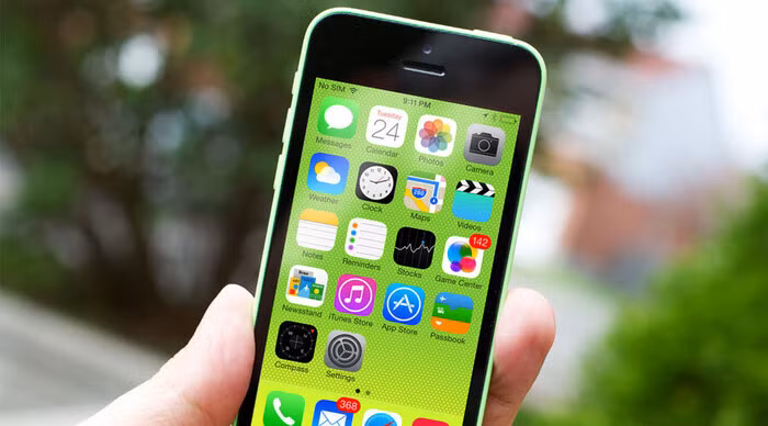 Them mot chiec iPhone quen thuoc voi nguoi Viet di vao... 