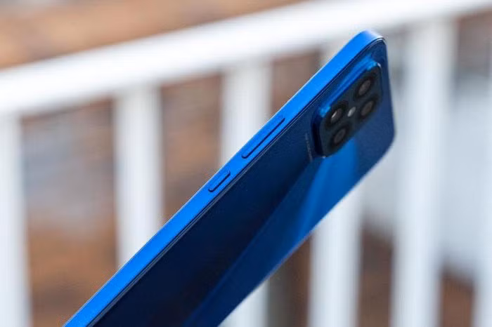 Về sức mạnh phần cứng, Huawei Nova 8 SE phiên bản tiêu chuẩn dùng chip MediaTek Dimensity 720 5G (7 nm) lõi 8 với tốc độ tối đa 2 GHz, GPU Mali-G57 MC3.