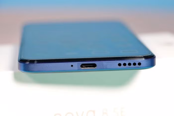 Phiên bản cao cấp có giá 2.699 Nhân dân tệ (9,42 triệu đồng).