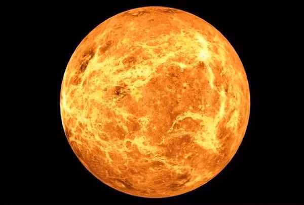 Sau khi nhận ra rằng Adamski không thể hiểu được, anh ta chuyển sang cử chỉ và thần giao cách cảm. Anh ta tự gọi mình là “O”, và Adamski sau đó gọi anh ta là Orthon, đến từ sao Kim, và đến để điều tra các sự kiện phát sinh gần đây trên Trái Đất, về nhiều vấn đề trọng đại mà Trái Đất phải đối mặt, trong số đó có thực nghiệm vụ nổ hạt nhân của Hoa Kỳ.