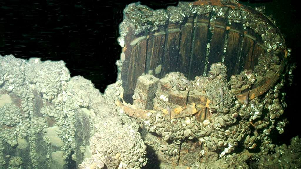 Hồ nước này cũng từng là chiến trường quan trọng trong chiến tranh giữa Mỹ và Anh vào năm 1812. Theo các chuyên gia, một số tàu đắm hiện đang nằm rải rác ở đáy hồ có thể là tàu chiến bị đánh chìm trong cuộc chiến này. Tuy nhiên, đến nay vẫn chưa có con tàu nào ở thời kỳ này được trục vớt.