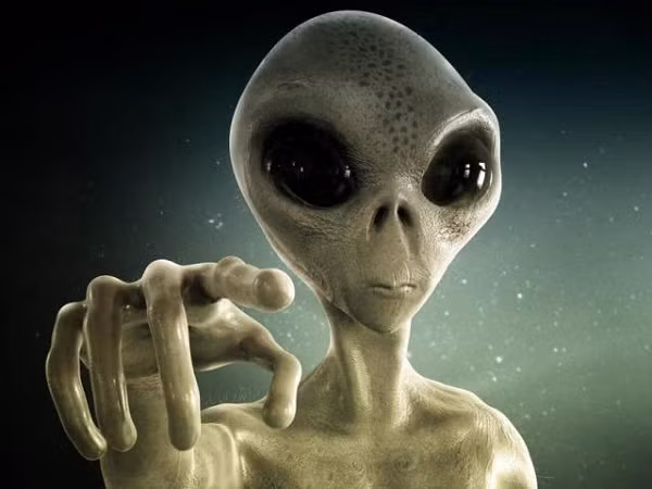 Hội thảo đi sâu về nguồn gốc loài người, sáng tạo của thế lực siêu nhiên và Chúa trời, các chủ đề gây tranh cãi xoay quanh UFO. “Cũng giống như loài người, người ngoài hành tinh đã tìm vàng trên trái đất từ hàng ngàn năm trước”, một nhà nghiên cứu tuyên bố.