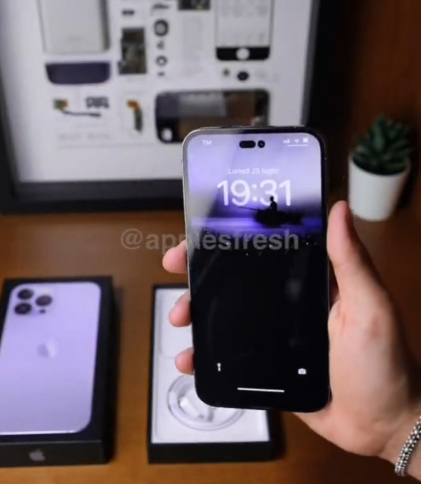 Những chi tiết này trùng khớp với những đồn đoán trước đó về iPhone 14 series của Apple. Theo các tin đồn, đây sẽ là dòng sản phẩm sở hữu nhiều nâng cấp đáng giá nhất của Apple trong vài năm trở lại đây.