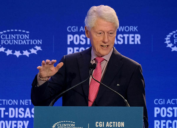 Sau ca phẫu thuật, ông nói: “Những người bên cạnh tôi nói rằng khi tôi thức dậy, hành vi của tôi rất buồn cười. Tôi bị choáng váng và chóng mặt nhưng tôi thực sự rất hạnh phúc. Tôi vẫy tay với mọi bác sĩ thực hiện ca phẫu thuật và gọi tên của họ. Có lẽ chỉ có Chúa mới biết tôi đang làm gì. Bây giờ tôi thấy thật xấu hổ khi nghe mọi người nói về việc tôi trông như thế nào lúc đó”.