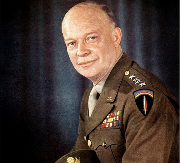 Reagan nói: “Eisenhower đã tâm sự với Thượng nghị sĩ Carlson rằng trong chiến tranh, ông có kinh nghiệm tâm linh khi chỉ huy quân Đồng minh ở châu Âu. Lúc đó, ông cảm thấy bàn tay của Chúa hướng dẫn ông và ông cảm thấy sự hiện diện của Chúa. Ông ấy cũng nói về cách đồng đội của ông được cung cấp sức mạnh tâm linh thực sự như thế nào trước khi đổ bộ vào đất liền”.
