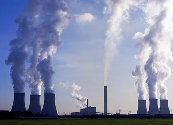 Theo số liệu được đưa ra từ các nhà nghiên cứu Na Uy trên chuyên trang Nature, Bắc Cực đang ấm lên nhanh gấp 4 lần so với phần còn lại của thế giới, thậm chí một số vùng còn lên đến 7 lần, một con số đáng báo động.