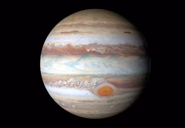 Những nghiên cứu trước đây đã chứng minh, quỹ đạo của Trái đất phụ thuộc nhiều vào Sao Mộc - hành tinh có khối lượng gấp 318 lần địa cầu và là hành tinh đầu tiên của hệ Mặt Trời.