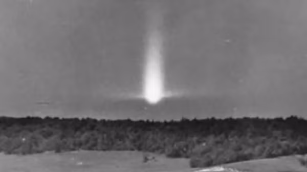 Sadly Sift qua đời vào năm 1993 và ông cũng trở thành một phần bí ẩn của khu rừng vì sau khi ông qua đời, tất cả những bức ảnh ông chụp đều mất tích và hầu hết chúng không bao giờ được tìm thấy.