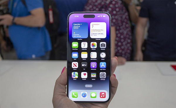 Bộ đôi iPhone 14 Pro đã được Apple ưu ái đặc biệt trong năm nay khi chúng được trang bị camera chính có độ phân giải 48 MP, nâng cấp chế độ Cinematic và khả năng quay Action Mode.