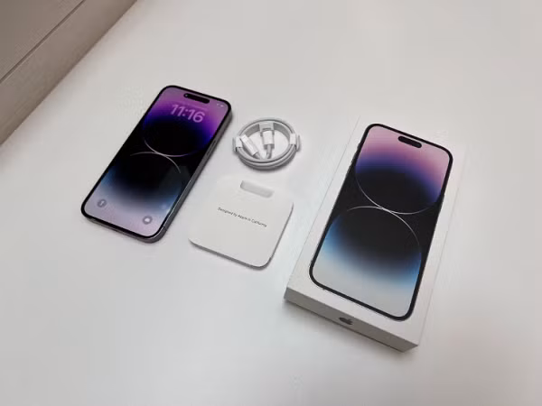 Nhiều người cho biết, khi họ mở máy ảnh trên Snapchat, TikTok và Instagram gặp phải những lỗi kỳ lạ như máy ảnh của họ bị rung và thậm chí phát ra tiếng ồn khi chụp ảnh hoặc quay video trên ứng dụng của bên thứ ba.