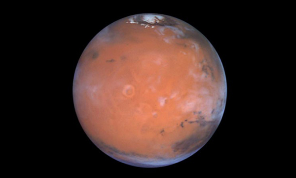 Còn một con đường thứ ba thú vị nhất, được đề xuất bởi giáo sư Neil Arnol từ Viện nghiên cứu Scott Polar của Đại học Cambridge, đó là sao Hoả vẫn có nước lỏng, bởi có hoạt động địa nhiệt - thứ cũng liên quan mật thiết đến sự sống trong môi trường Trái Đất.