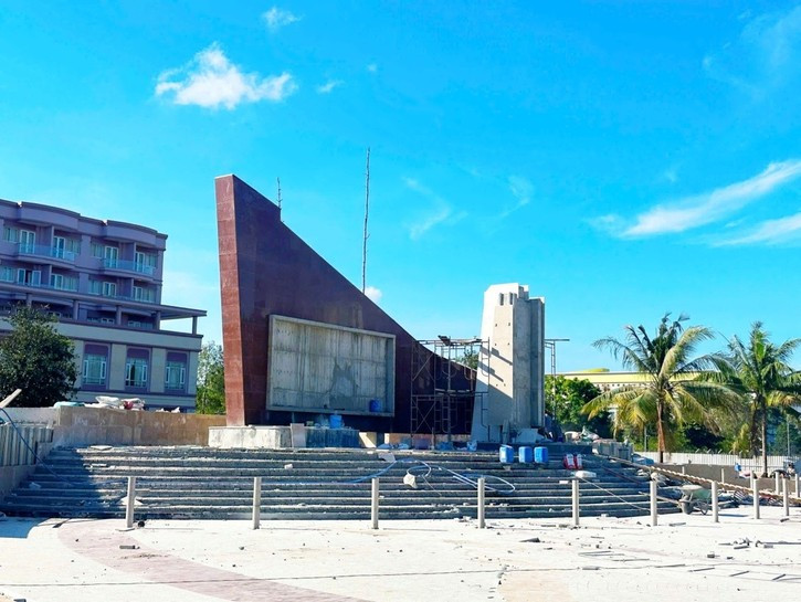 Trà Vinh: Công trình Bia chiến thắng gần 20 tỷ thi công ra sao? - Hình 3 Tra Vinh: Cong trinh Bia chien thang gan 20 ty thi cong ra sao?-Hinh-3