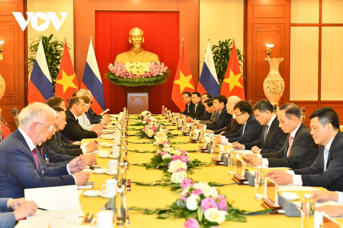 Tong Bi thu hoi dam voi Chu tich Dang Nuoc Nga Thong nhat Dmitry Medvedev-Hinh-3