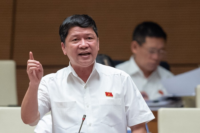 ĐBQH: Luật Đấu thầu không phải “vòng kim cô” siết được tiêu cực DBQH: Luat Dau thau khong phai “vong kim co” siet duoc tieu cuc