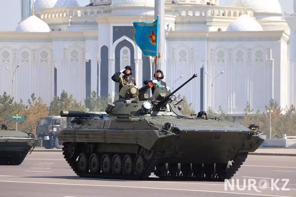 Xe chiến đấu bộ binh BMP-2. Nguồn ảnh: NURKZ