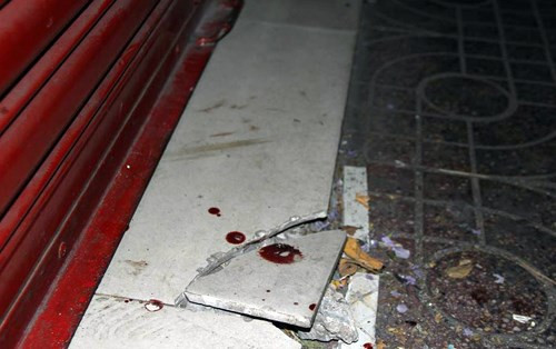 Co gai bi tinh nghi cua co nu nhan vien cua hang-Hinh-2