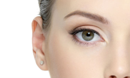 Theo quan điểm văn hóa truyền thống của người Trung Hoa, việc xem tướng mạo bên ngoài một phần tiết lộ tính cách của con người. Đặc biệt, xem tướng mí mắt cũng có thể đoán biết khả năng ngoại tình. Ảnh: Dallas Plastic Surgery.