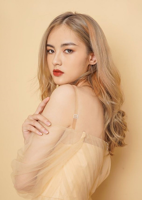 Hà My còn được chú ý bởi từng đạt 29 điểm tổ hợp xét tuyển vào Đại học Ngoại thương. Ảnh: Vietnamnet