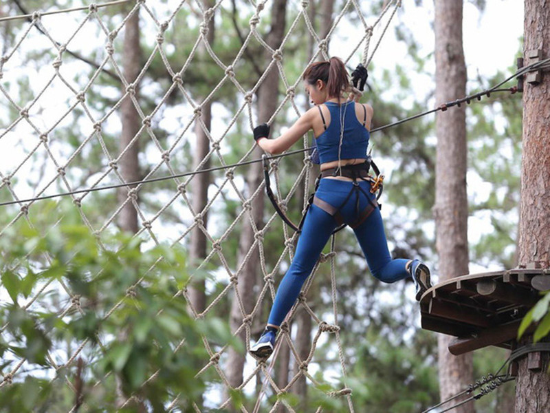 Sau loạt sự cố của Mỹ Linh, nhiều khán giả khuyên cô nên cẩn trọng hơn trong việc chọn nội y. Ảnh: Vietnamnet