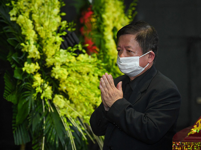 Nhạc sĩ Đỗ Hồng Quân làm trưởng ban tang lễ. Ảnh: Vietnamnet