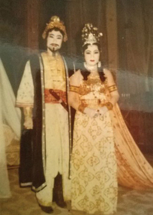 Vợ chồng nghệ sĩ Mạnh Dung nên duyên khi cùng tham gia đoàn cải lương Chuông Vàng. Ngày ấy, nghệ sĩ Thanh Dậu phải lòng ông trước. Ảnh: Tiền Phong