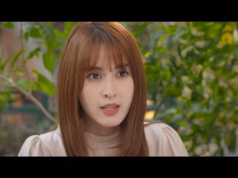 Tú Vi đảm nhận vai Thanh - cô gái luôn cam chịu vì sự yên ổn của những người thân trong "Trói buộc yêu thương".