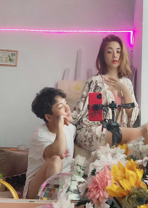 Fan của Lan Trinh hy vọng nữ ca sĩ sẽ nhận được lời chúc phúc từ phía gia đình.