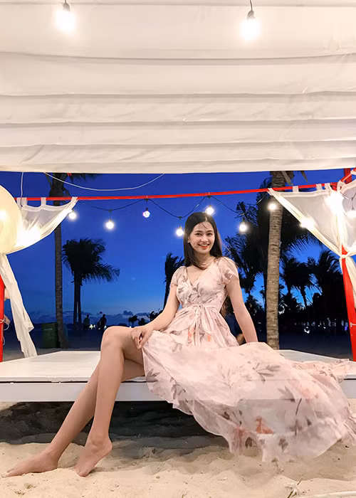 Top 5 Hoa hậu Thế giới Việt Nam 2019 luôn giữ được vẻ rạng rỡ trước ống kính máy ảnh.