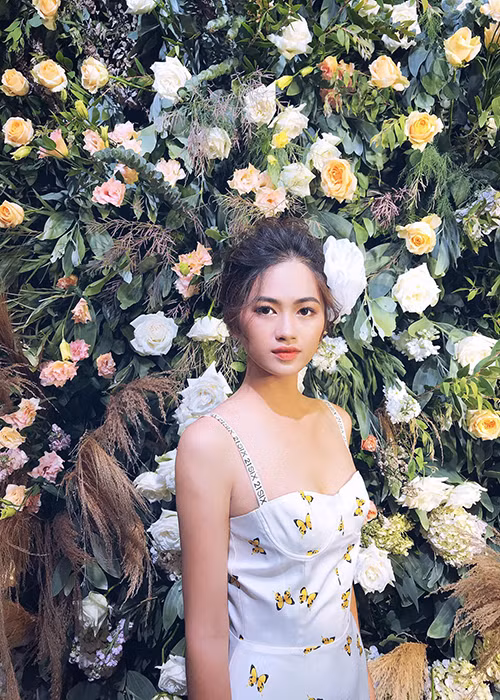 Nhan sắc của Thu Phương được đánh giá ngọt ngào.