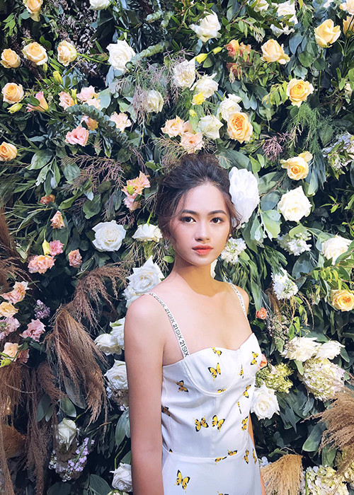 Nhan sắc của Thu Phương được đánh giá ngọt ngào.