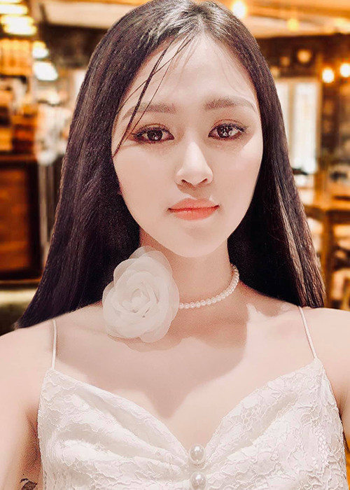 Người đẹp sinh năm 1997, đến từ Thanh Hóa.