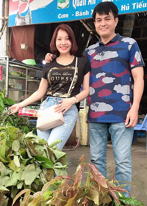 "Chỉ cần những vai diễn mà anh thể hiện được khán giả yêu thích là tôi cũng vui lắm rồi", bà của Cao Minh Đạt nói thêm.