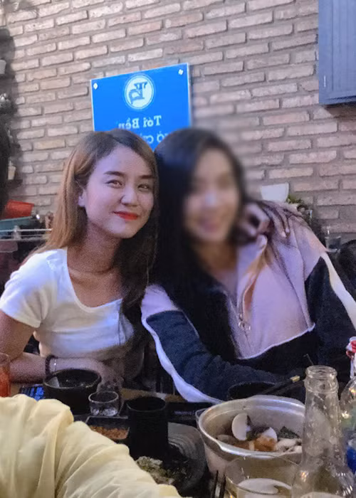 Nếu có thời gian rảnh, Bảo Ngọc thường đi chơi với bạn bè.